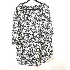 Ava & Viv 3X Floral Blouse